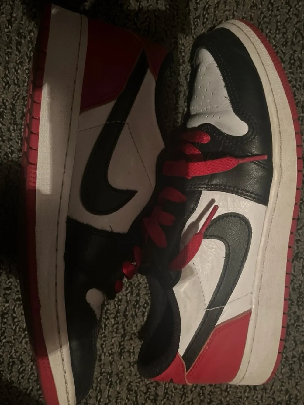 Jordan iconic low